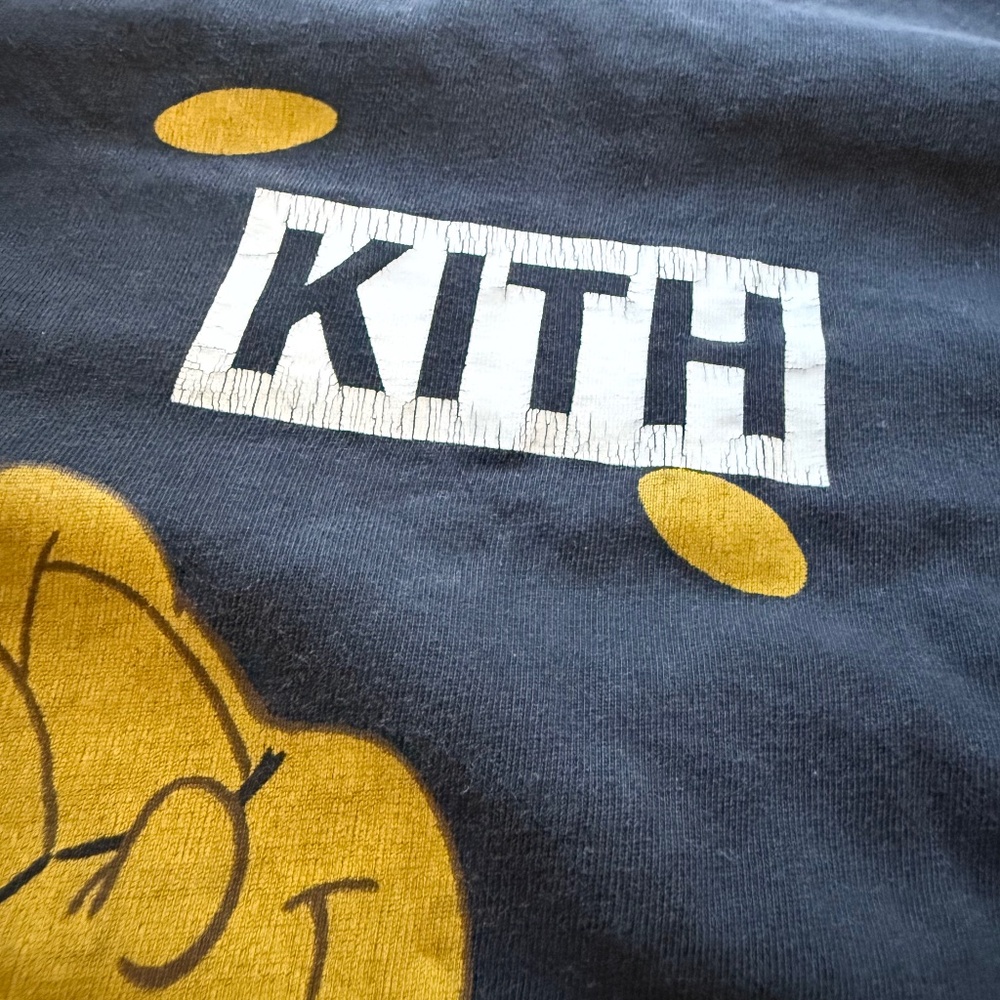 Kith Cheerios Buzz Bee Tee - Picture 3 of 6